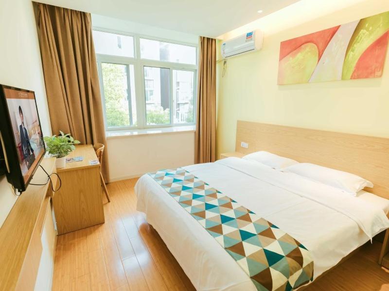 Shell Shanghai Jiadingbei Subway Station Shuping Road Hotel Eksteriør billede